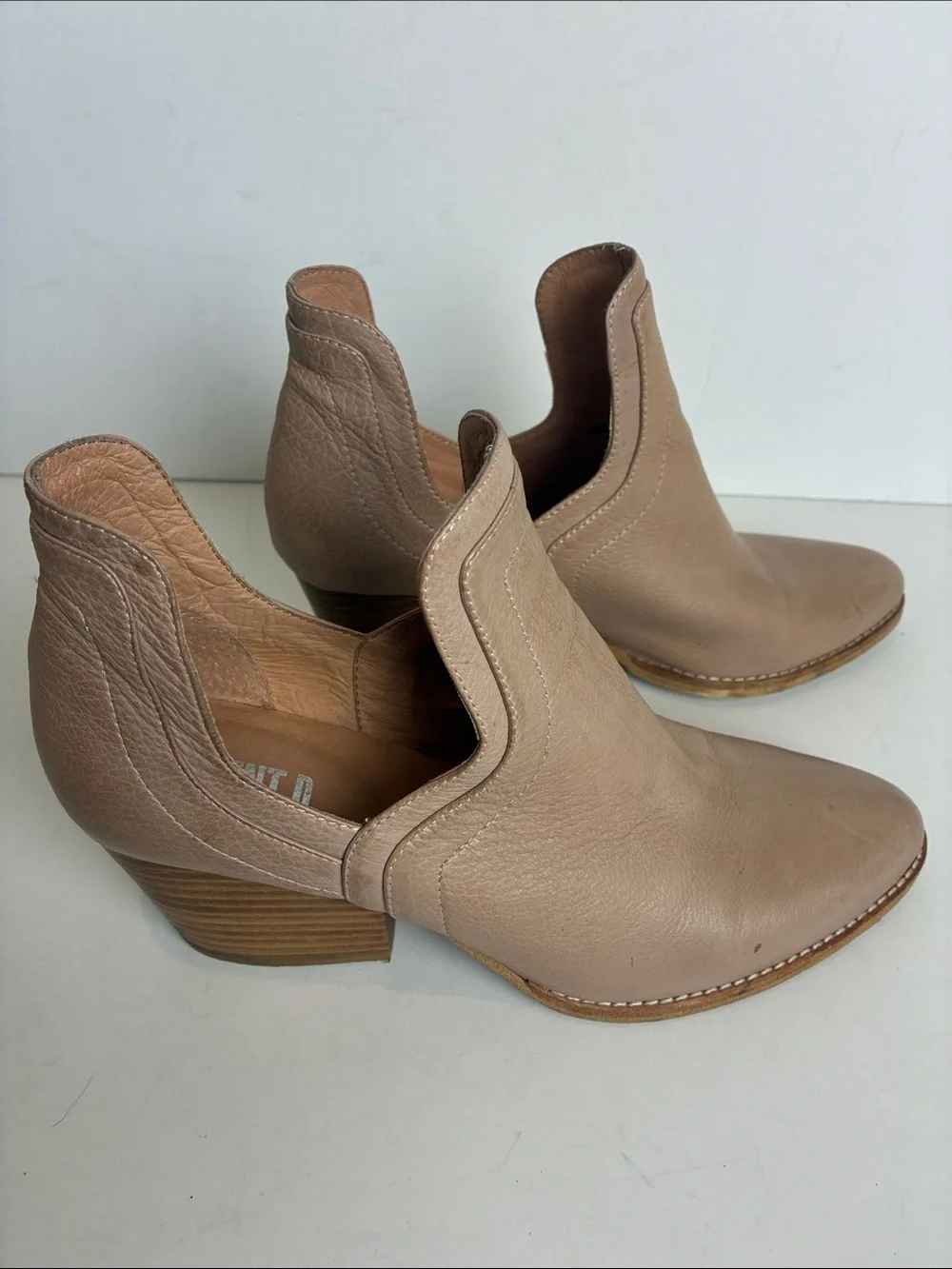Anthropologie Silent D Winifred Side-Cut Booties Light Brown Leather Women’s 39